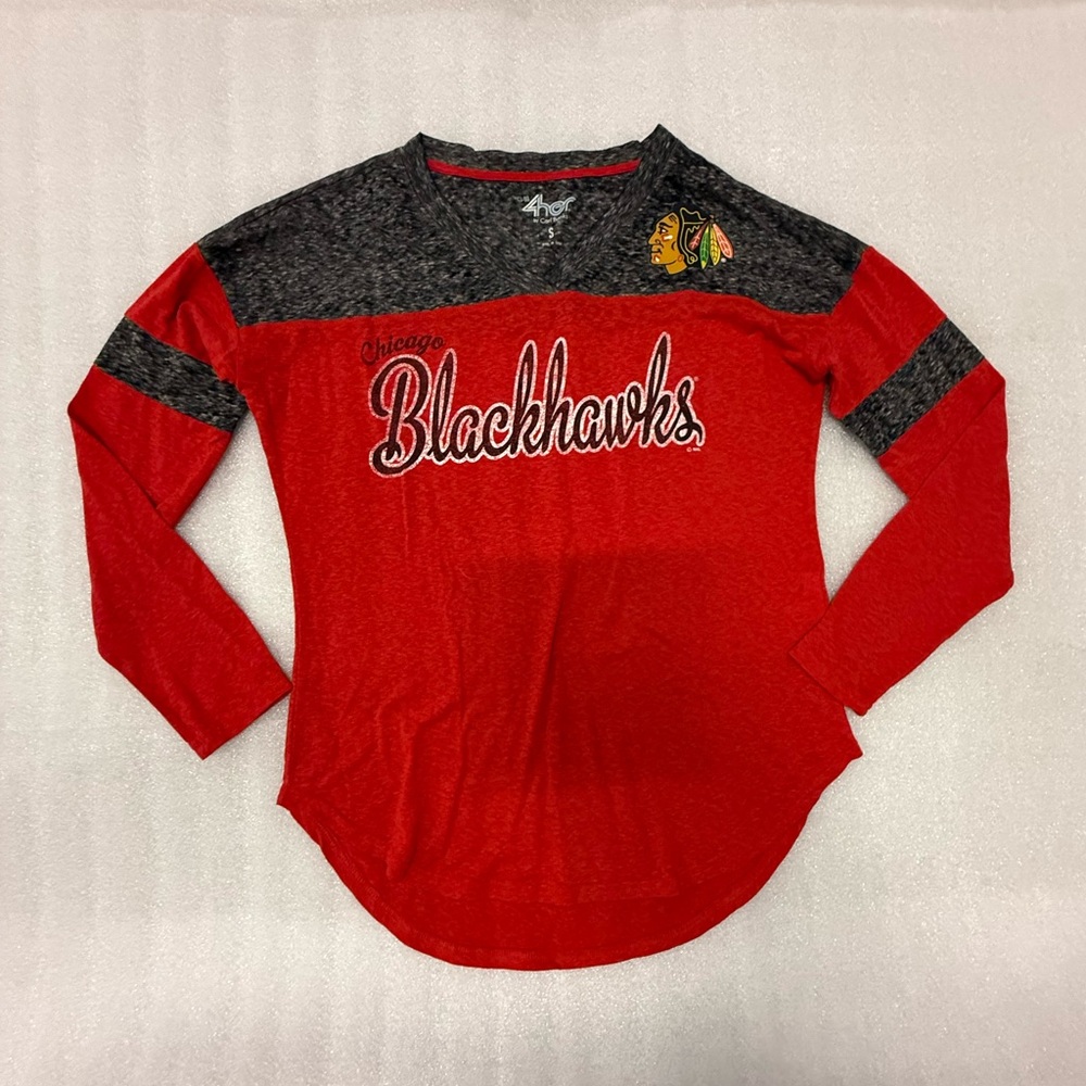 NWOT Chicago Blackhawks Women Red Long Sleeve Shirt